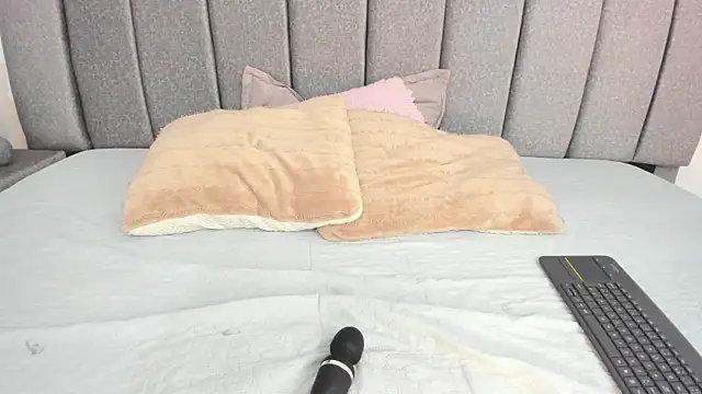 Snapshot of samantha_stan chatting on 9, 1, 2026 samantha stan online show from 9, 1, 2026