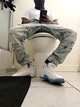 Snapshot of Annonymous607 chatting on 4, 10, 2025 Annonymous607 online show from 4, 10, 2025