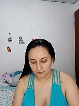 Snapshot of Angeelus2 chatting on 26, 4, 2026 Angeelus2 online show from 26, 4, 2026