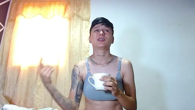 Tamarahryan online show from 10, 1, 2025