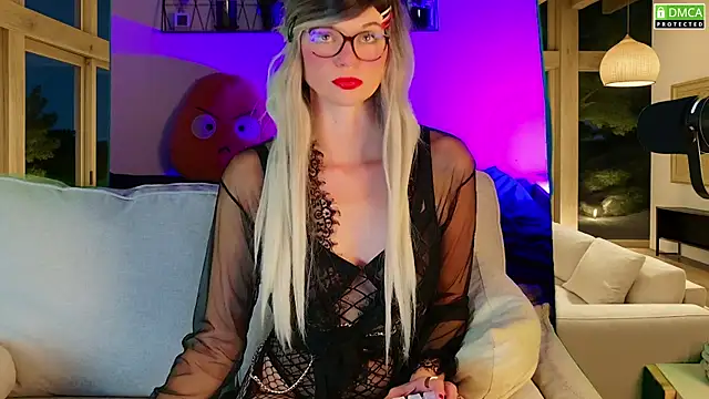 Kittychatte online show from 1, 10, 2025