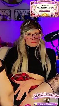 Kittychatte online show from 13, 4, 2026