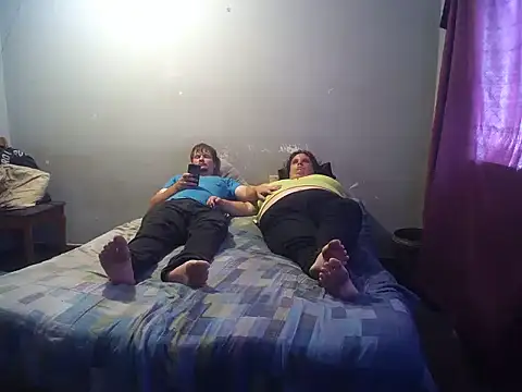 Snapshot of hothouse18xxx chatting on 5, 1, 2025 hothouse18xxx online show from 5, 1, 2025