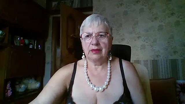 Snapshot of SweetCherry27 chatting on 18, 7, 2026 SweetCherry27 online show from 18, 7, 2026