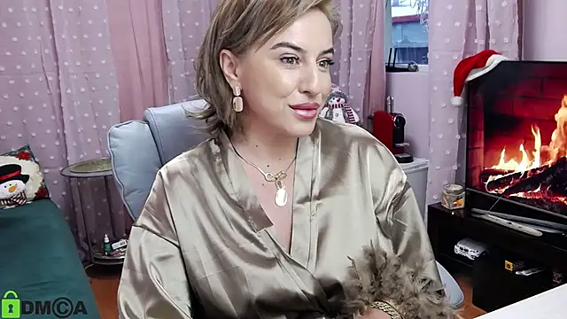 CarrieLoveX online show from 23, 12, 2024