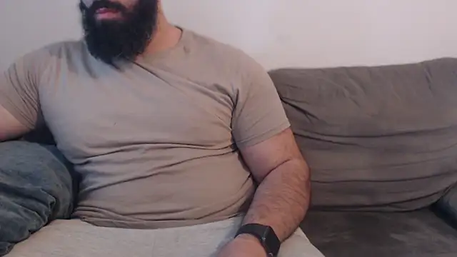 hugemachohandsome online show from 18, 5, 2026