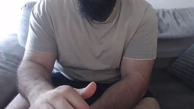hugemachohandsome online show from 28, 5, 2026