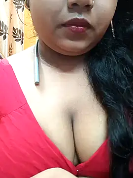 Snapshot of Sophiaboudi chatting on 14, 1, 2025 Sophiaboudi online show from 14, 1, 2025