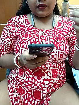 Snapshot of Sophiaboudi chatting on 18, 2, 2025 Sophiaboudi online show from 18, 2, 2025