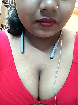 Snapshot of Sophiaboudi chatting on 19, 2, 2025 Sophiaboudi online show from 19, 2, 2025