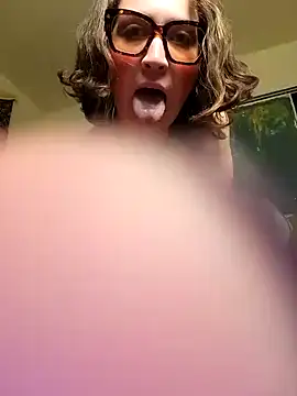 Snapshot of Darling_Sunstorm chatting on 28, 1, 2025 Darling Sunstorm online show from 28, 1, 2025