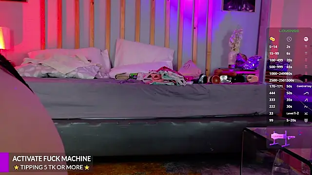 Miss Pawi online show from 25, 9, 2025