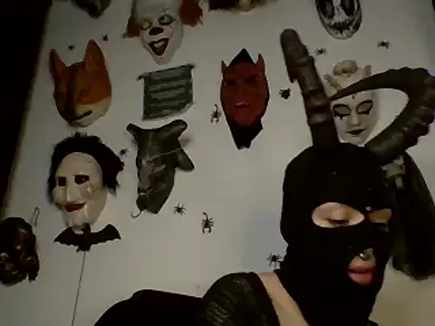 Snapshot of FeticheMacabre chatting on 4, 12, 2024 FeticheMacabre online show from 4, 12, 2024