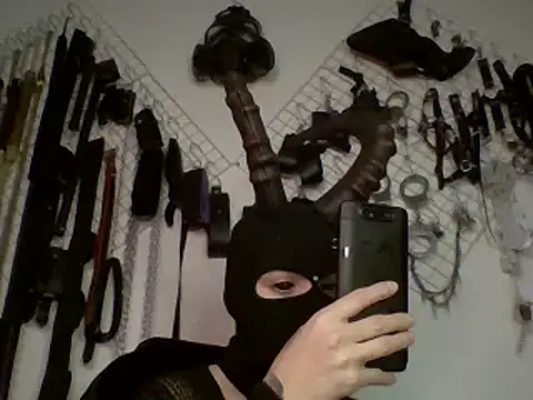 Snapshot of FeticheMacabre chatting on 18, 1, 2025 FeticheMacabre online show from 18, 1, 2025