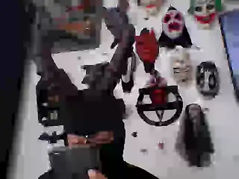 Snapshot of FeticheMacabre chatting on 12, 9, 2025 FeticheMacabre online show from 12, 9, 2025