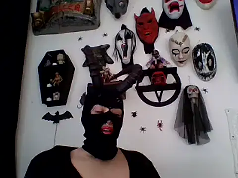 Snapshot of FeticheMacabre chatting on 27, 9, 2025 FeticheMacabre online show from 27, 9, 2025