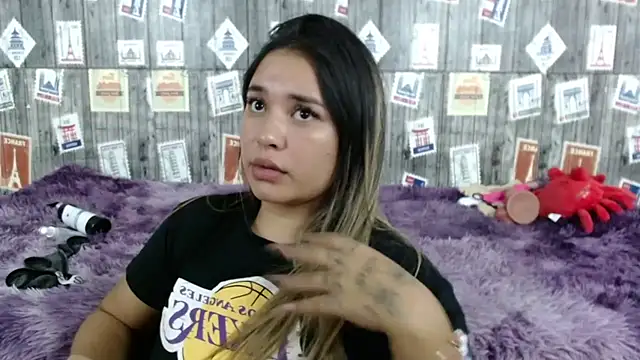 SaraCrow online show from 12, 2, 2025