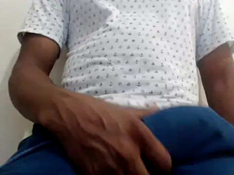 Snapshot of royblackbigpvt chatting on 11, 3, 2025 royblackbigpvt online show from 11, 3, 2025