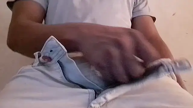 Snapshot of royblackbigpvt chatting on 12, 1, 2026 royblackbigpvt online show from 12, 1, 2026