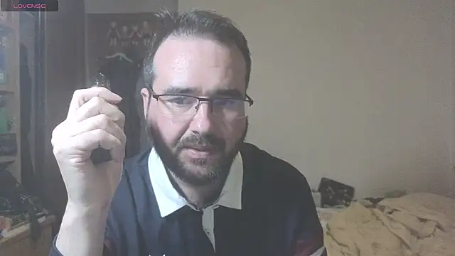 curiosillo83 online show from 21, 2, 2025