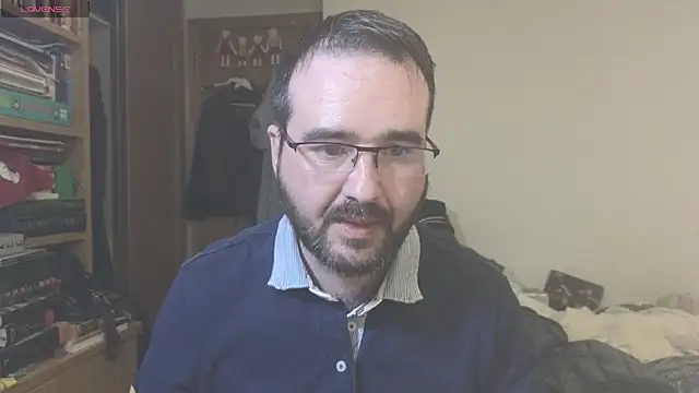 curiosillo83 online show from 25, 2, 2025