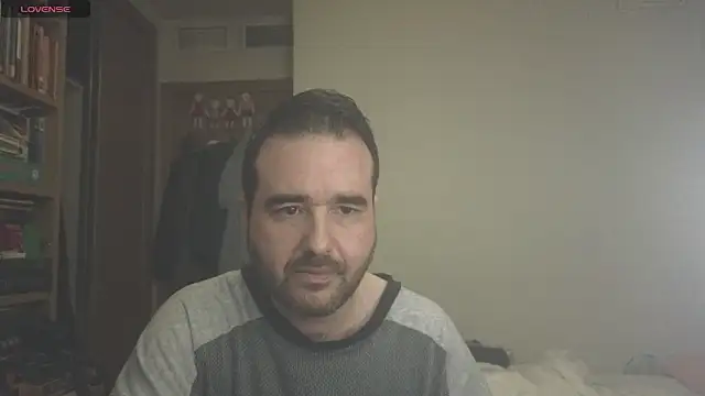 curiosillo83 online show from 8, 3, 2025