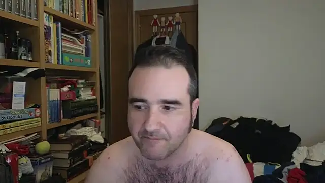 curiosillo83 online show from 12, 4, 2026