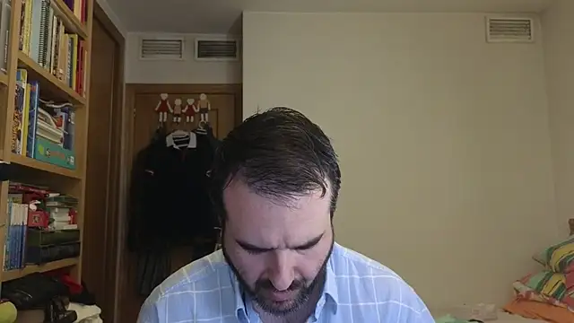 Snapshot of curiosillo83 chatting on 11, 6, 2026 curiosillo83 online show from 11, 6, 2026