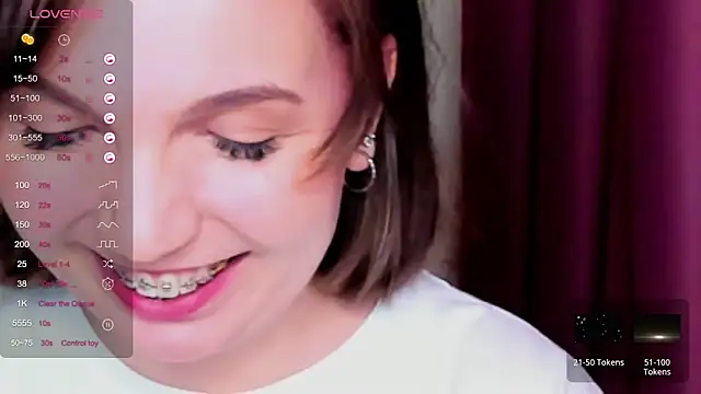 KindHazelHere  online show from 15, 2, 2025