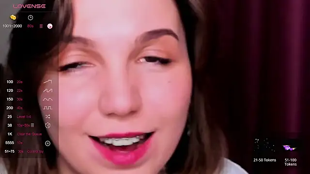 KindHazelHere  online show from 26, 2, 2025