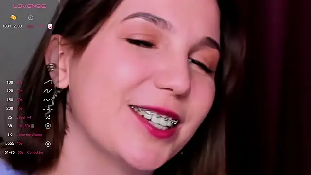 KindHazelHere  online show from 27, 2, 2025