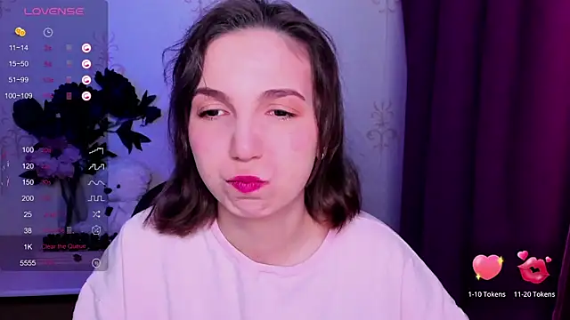 KindHazelHere  online show from 21, 2, 2026