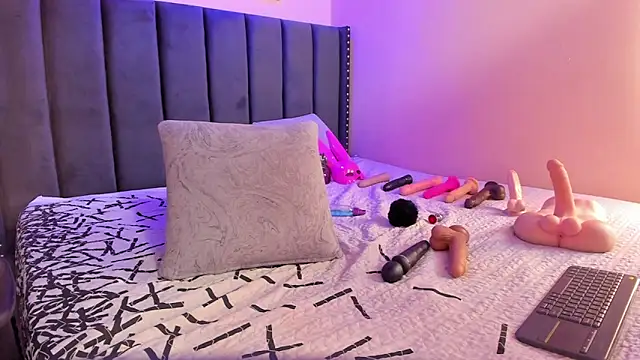 Snapshot of ashlye_miller_ chatting on 23, 3, 2025 ashlye miller  online show from 23, 3, 2025