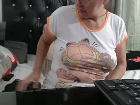 Snapshot of jellyfishhot chatting on 16, 2, 2025 jellyfishhot online show from 16, 2, 2025