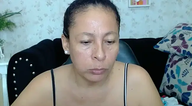 Snapshot of mature_martina chatting on 26, 1, 2025 mature martina online show from 26, 1, 2025