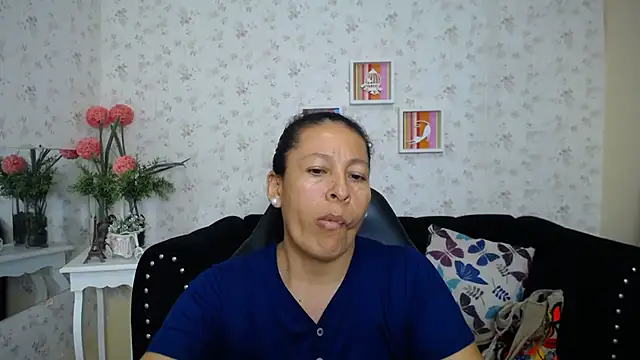 Snapshot of mature_martina chatting on 17, 2, 2025 mature martina online show from 17, 2, 2025