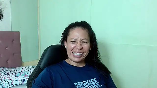 Snapshot of mature_martina chatting on 10, 3, 2025 mature martina online show from 10, 3, 2025