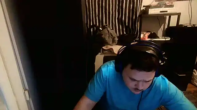 Snapshot of Bebemickey75 chatting on 10, 2, 2025 Bebemickey75 online show from 10, 2, 2025