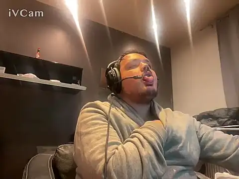 Snapshot of Bebemickey75 chatting on 23, 9, 2025 Bebemickey75 online show from 23, 9, 2025