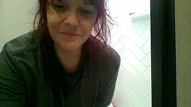 spundarella420 online show from 17, 12, 2024