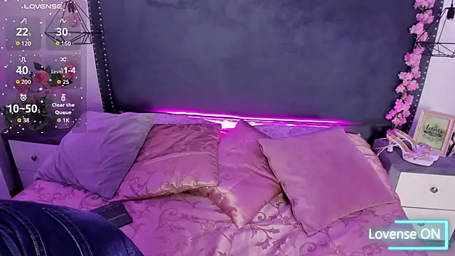 AmyMasson online show from 3, 12, 2025