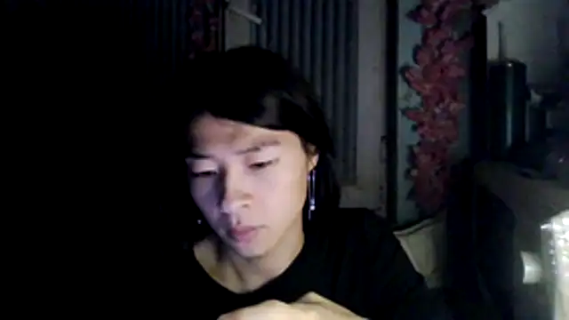 CarlyJoy online show from 2, 12, 2025