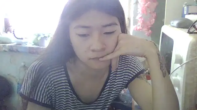 CarlyJoy online show from 23, 6, 2026