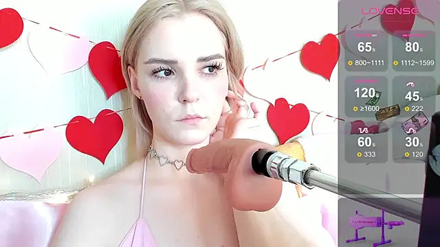 Kaya Devis online show from 13, 2, 2025