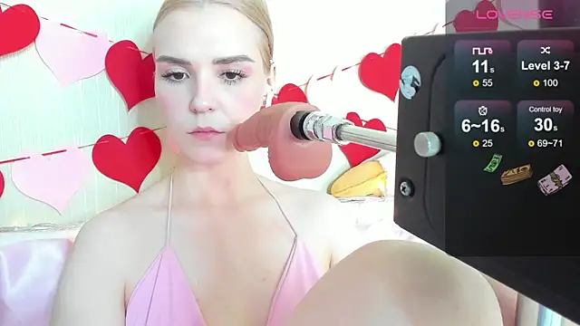 Kaya Devis online show from 15, 2, 2025