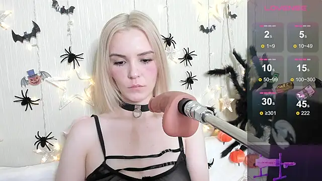 Kaya Devis online show from 26, 10, 2025