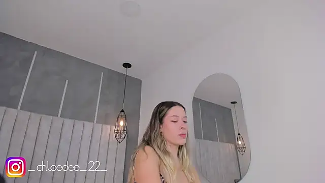 chloe d online show from 19, 1, 2025