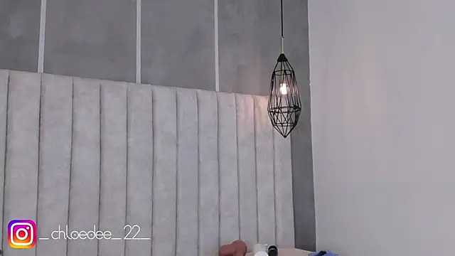 chloe d online show from 20, 1, 2025