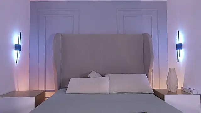 Snapshot of chloe_d chatting on 9, 7, 2026 chloe d online show from 9, 7, 2026