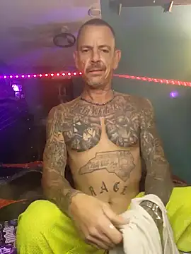 deepstroker42071 online show from 4, 12, 2024